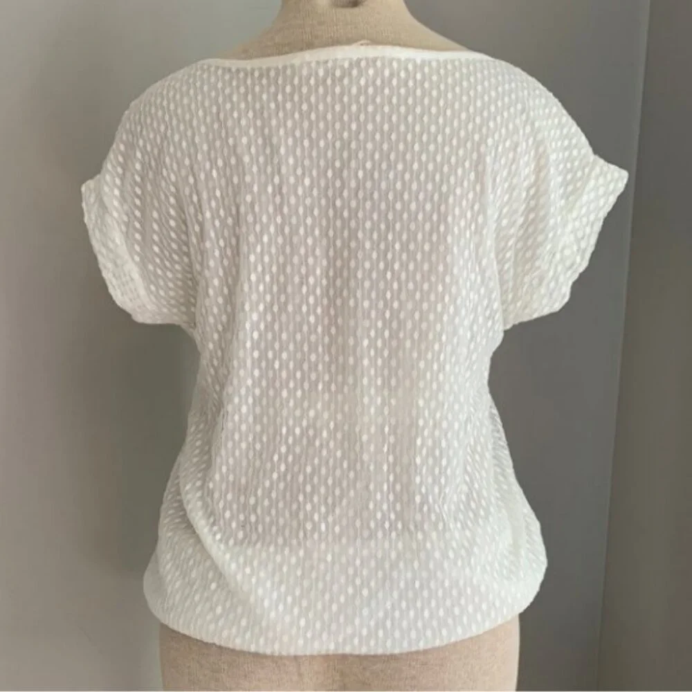Max Studio Embroidered Accents Short Sleeve Cream Colored Top Size Medium - Picture 3 of 11